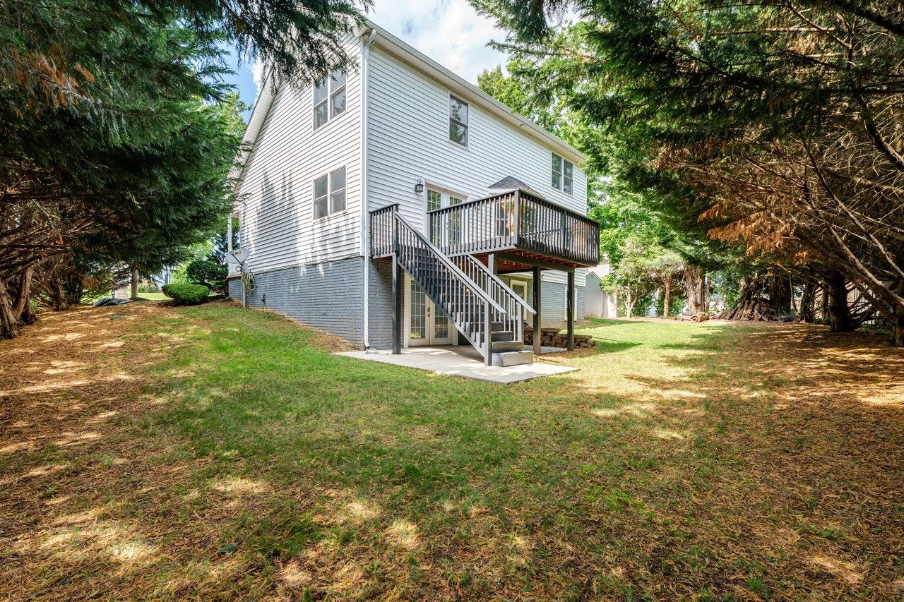 1271 King Edwards Way Harrisonburg, VA 22801 - Photo 71 of 75 a view of a house with a yard