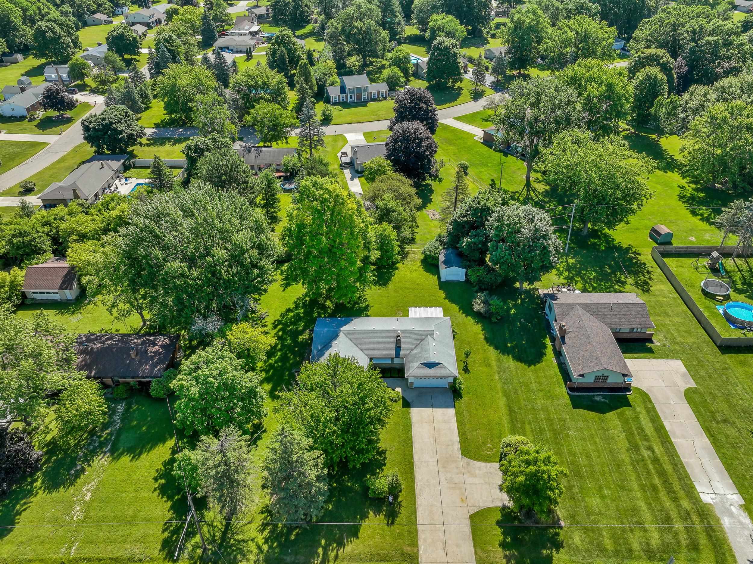 6187 Torrey Road Flint, MI 48507 - Photo 36 of 46 50145545-c77bac4b-9b66-4dee-8d0a-b8081046fd1e.JPG