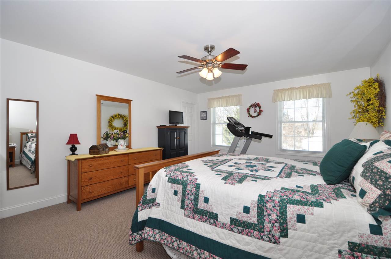 10 Spring Street Goffstown, NH 03045 - Photo 12 of 16 Gallery Image 12