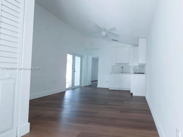 $2,000 | Palmetto Bay, Miami, FL 33157