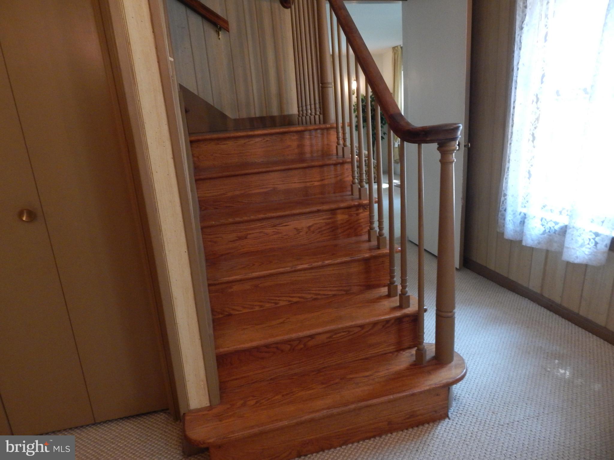 7701 Old Receiver Road Frederick, MD 21702 - Photo 24 of 41 Foyer Staircase
