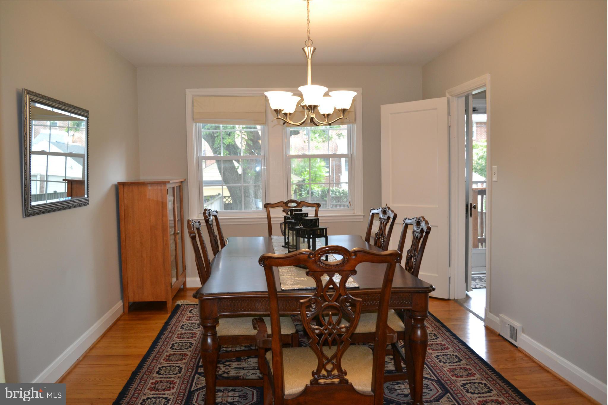 204 Overbrook Road Baltimore, MD 21212 - Photo 17 of 28 Dining Room