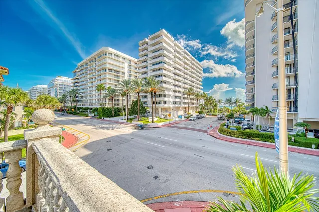 $620,000 | 8888 Collins Avenue, Unit 201, Surfside, FL 33154