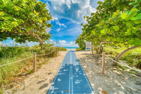 $620,000 | 8888 Collins Avenue, Unit 201, Surfside, FL 33154