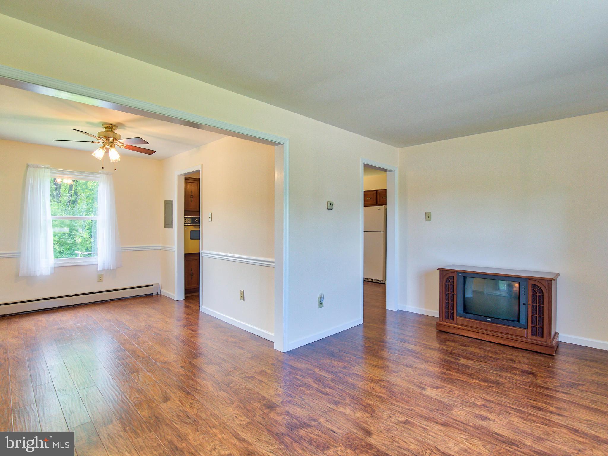 1274 Welltown Road Clear Brook, VA 22624 - Photo 22 of 35 Living room