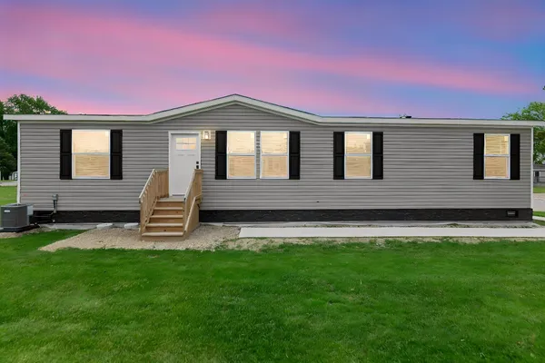 $119,900 | 7197 Mapleview Circle East, Brown City, MI 48416