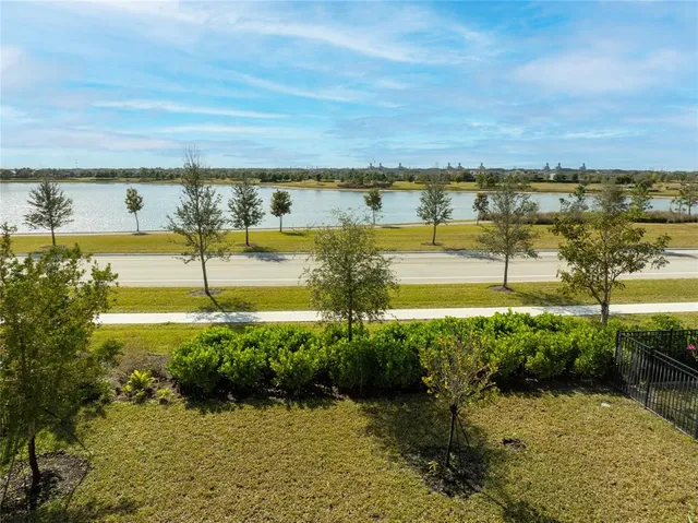 $777,800 | 19552 Broad Shore Walk, Loxahatchee, FL 33470