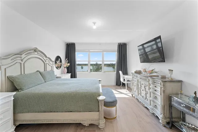 $777,800 | 19552 Broad Shore Walk, Loxahatchee, FL 33470