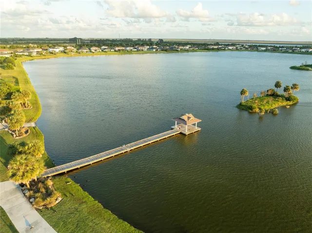 $777,800 | 19552 Broad Shore Walk, Loxahatchee, FL 33470