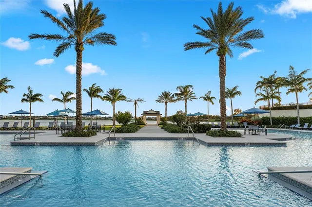 $777,800 | 19552 Broad Shore Walk, Loxahatchee, FL 33470