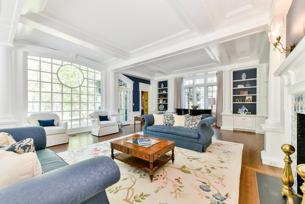77 Corey Lane Milton, MA 02186 - Photo 5 of 25
