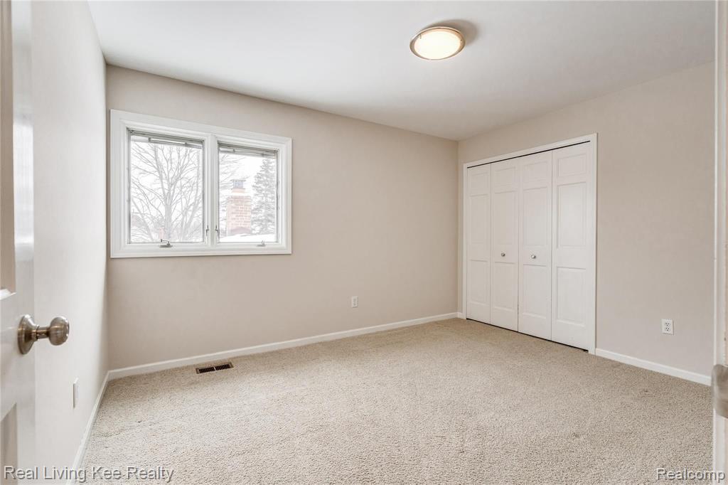 3473 Summit Ridge Drive Rochester Hills, MI 48306 - Photo 38 of 56