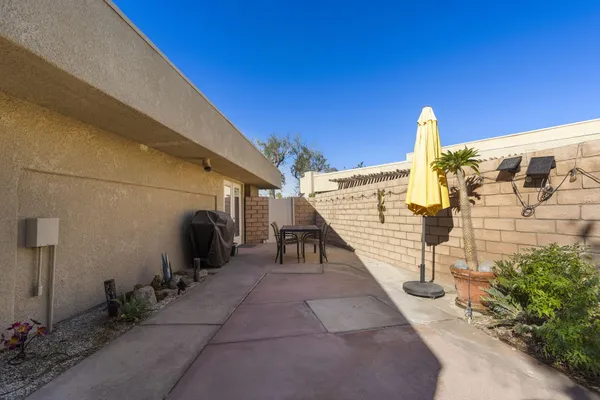 $340,000 | 1433 Sunflower Circle North, Palm Springs, CA 92262