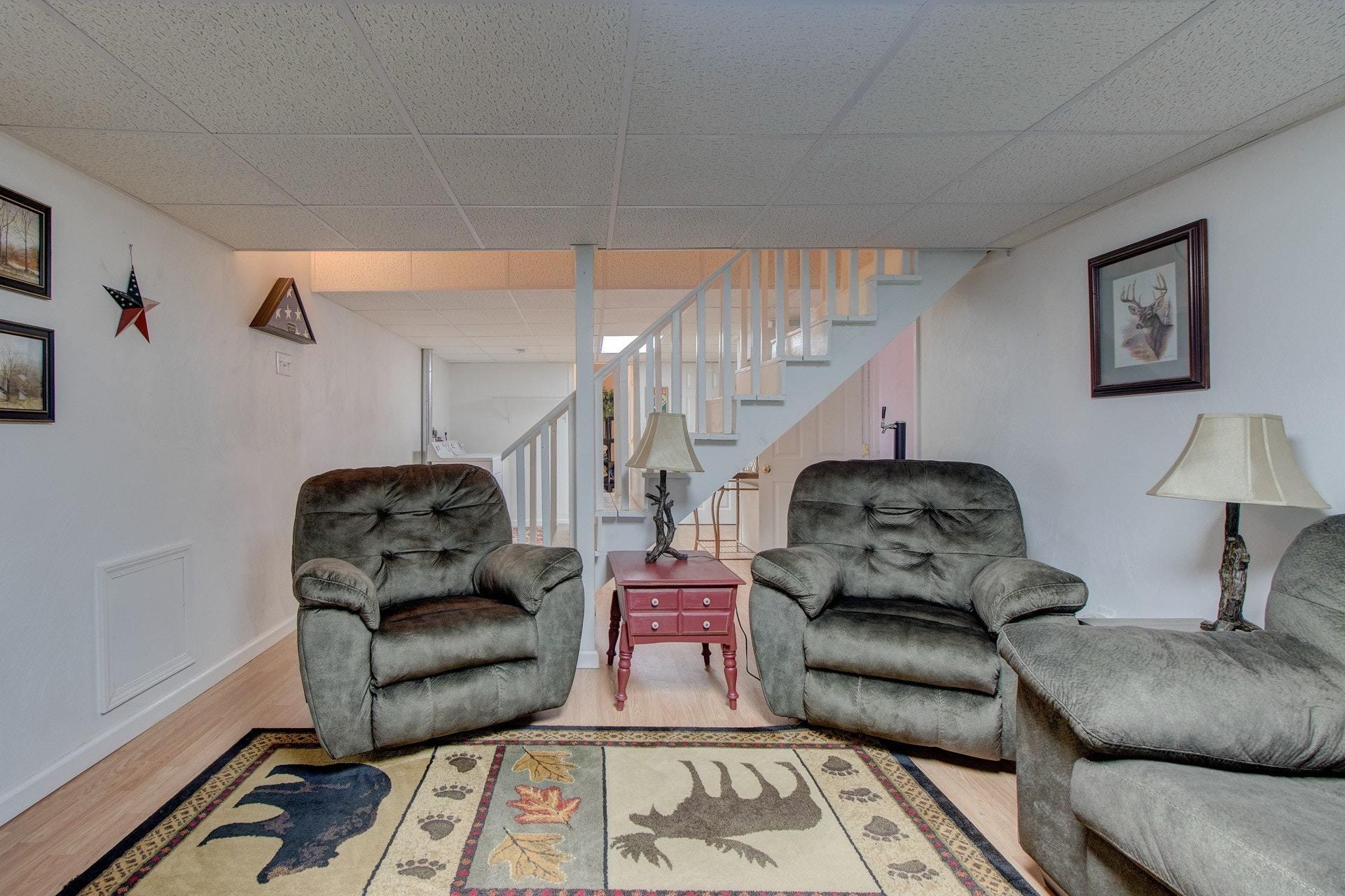 1031 Loyds Store Road Vinton, VA 24179 - Photo 20 of 37 020-297643-IMG_9982_3_4_5_6_7217856