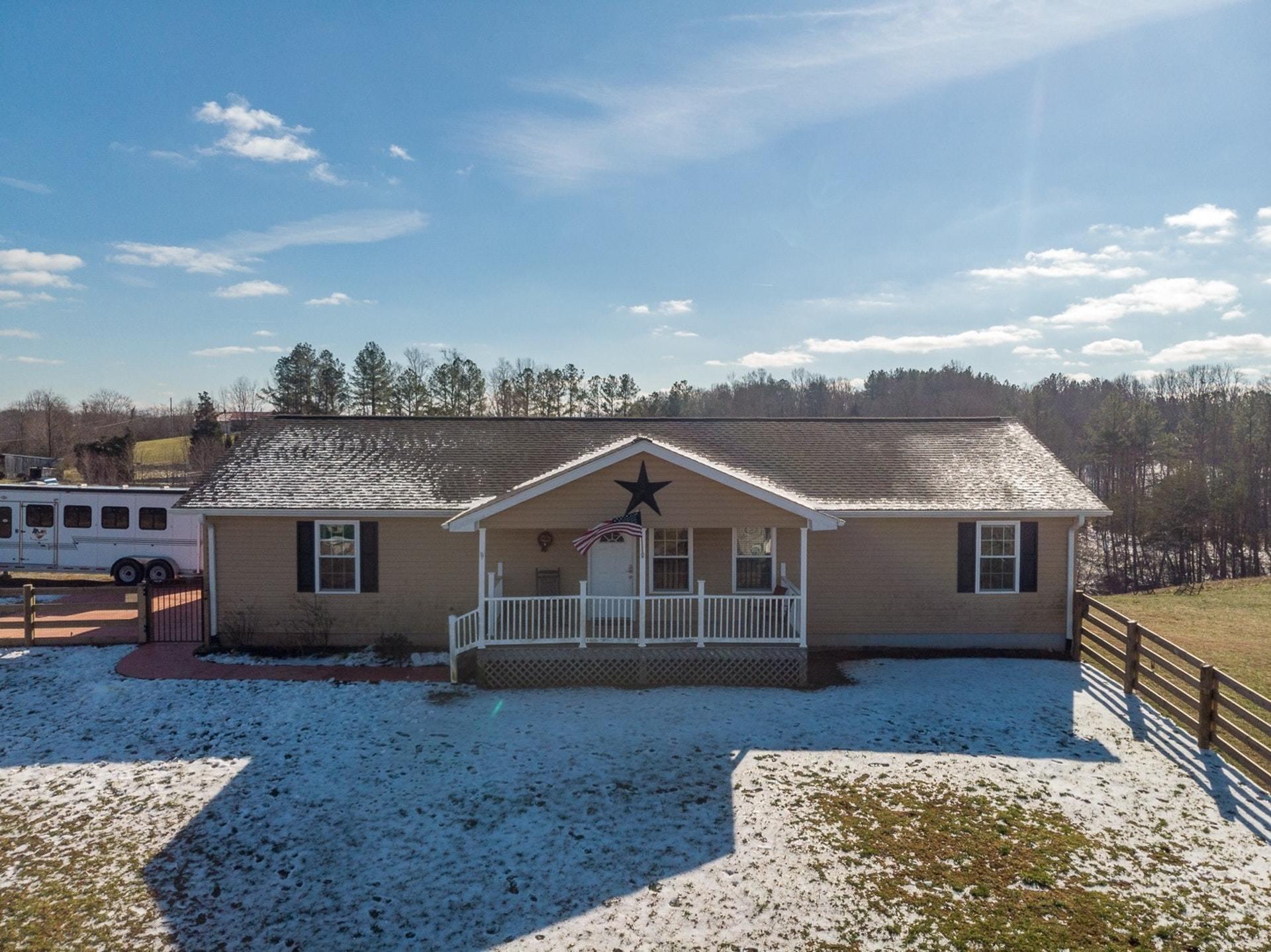 1031 Loyds Store Road Vinton, VA 24179 - Photo 4 of 37 004-297643-DJI_0794_7214131
