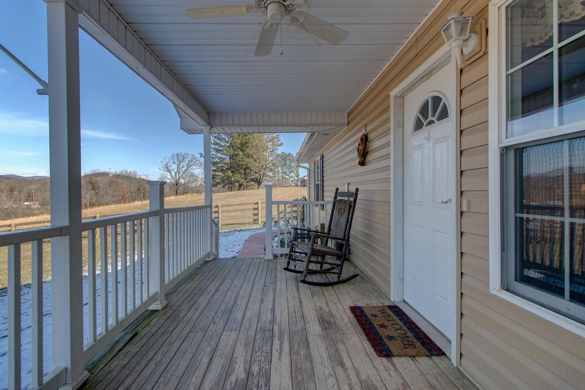 1031 Loyds Store Road Vinton, VA 24179 - Photo 5 of 37 005-297643-IMG_0028_29_30_31_32_7217837