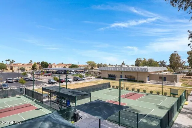 $359,900 | 4946 East Lake Point Circle, Phoenix, AZ 85044