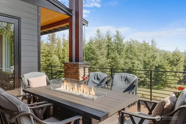 $2,495,000 | 29208 327th Way Southeast, Ravensdale, WA 98051