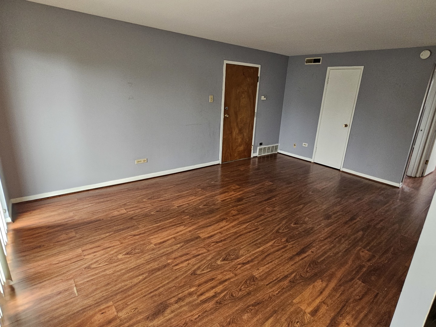 3119 Bernice Road, Unit 6 Lansing, IL 60438 - Photo 3 of 10 Gallery Image 3