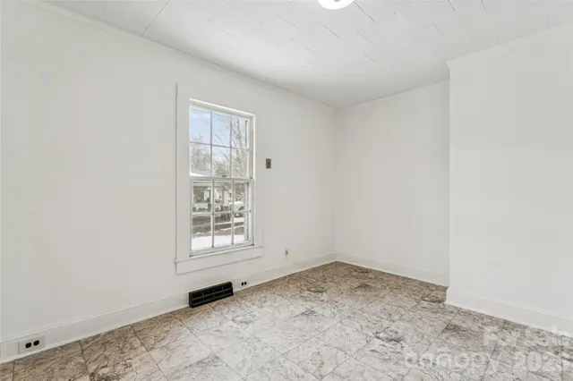 $180,000 | 209 West Round Street, Landis, NC 28088