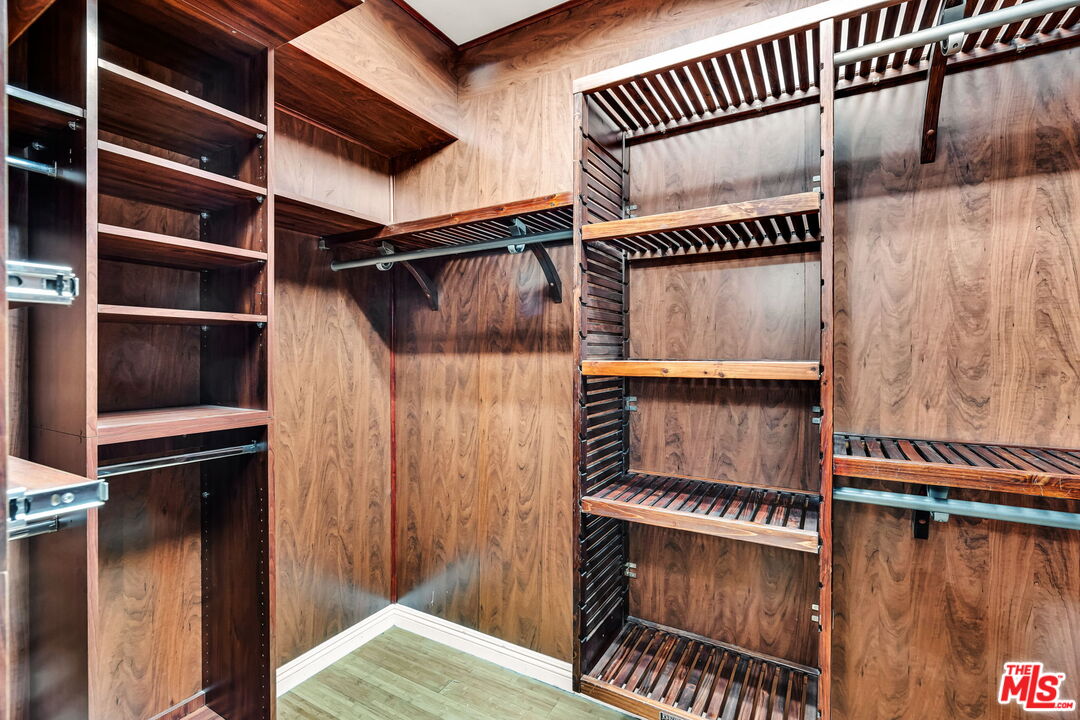 1124 North Kings Road, Unit 102 West Hollywood, CA 90069 - Photo 14 of 26 a walk in closet