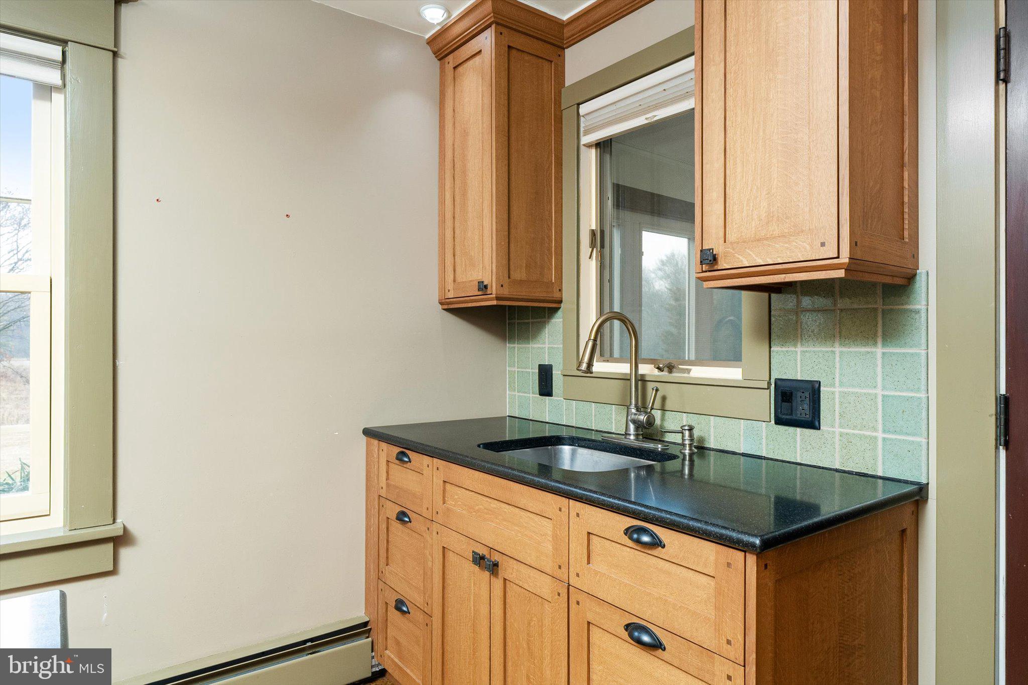 1360 Edinburg Road West Windsor, NJ 08550 - Photo 11 of 50