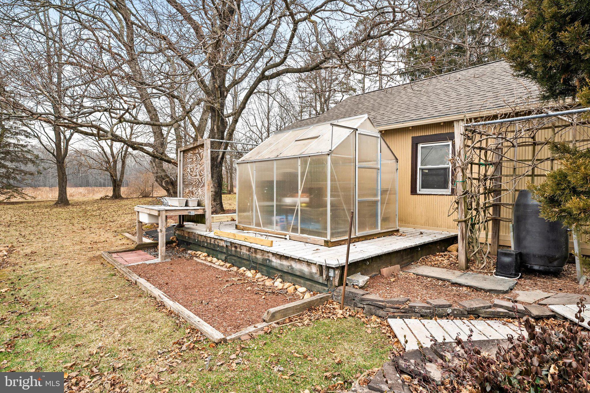 1360 Edinburg Road West Windsor, NJ 08550 - Photo 35 of 50