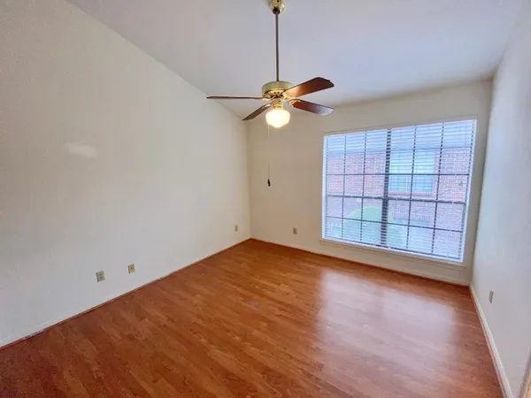 $1,275 | 2121 El Paseo Street, Unit 1604, Houston, TX 77054