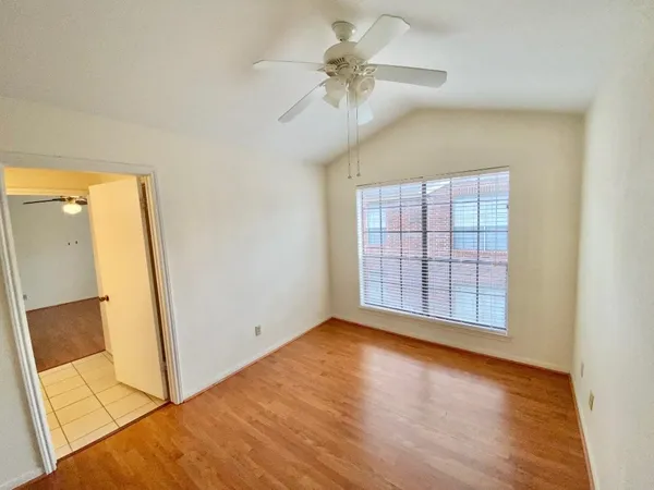 $1,275 | 2121 El Paseo Street, Unit 1604, Houston, TX 77054