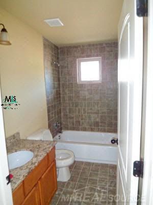 17059 14 East 14 Mile Road Fraser, MI 48026 - Photo 10 of 27
