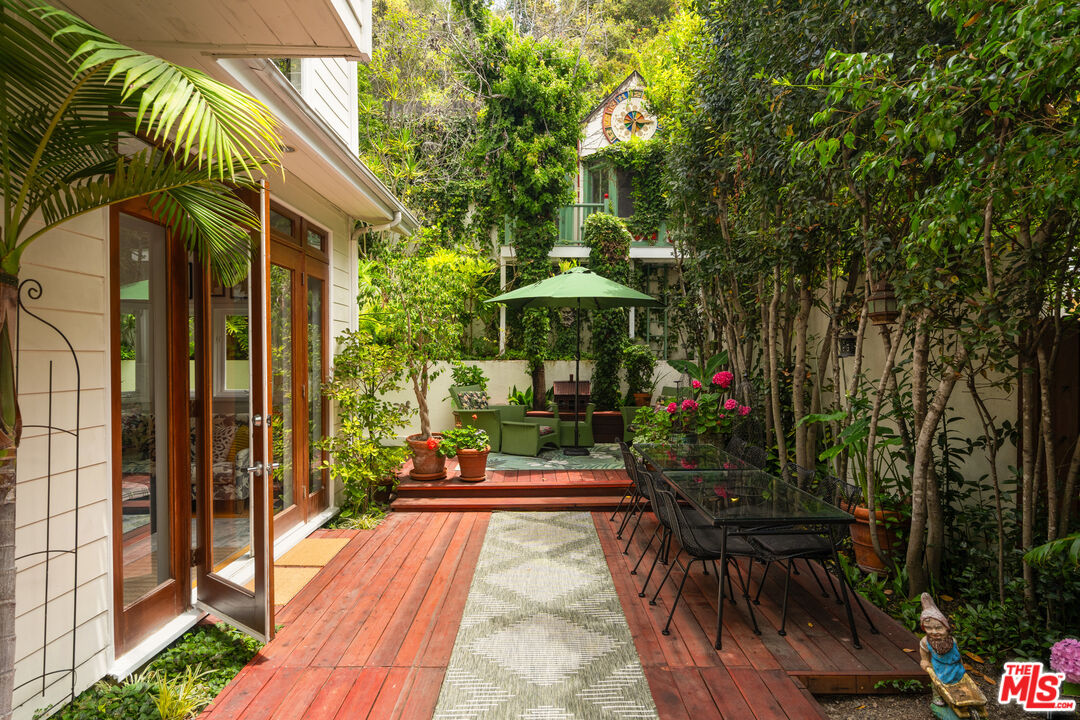 454 Sycamore Road Santa Monica, CA 90402 - Photo 30 of 32