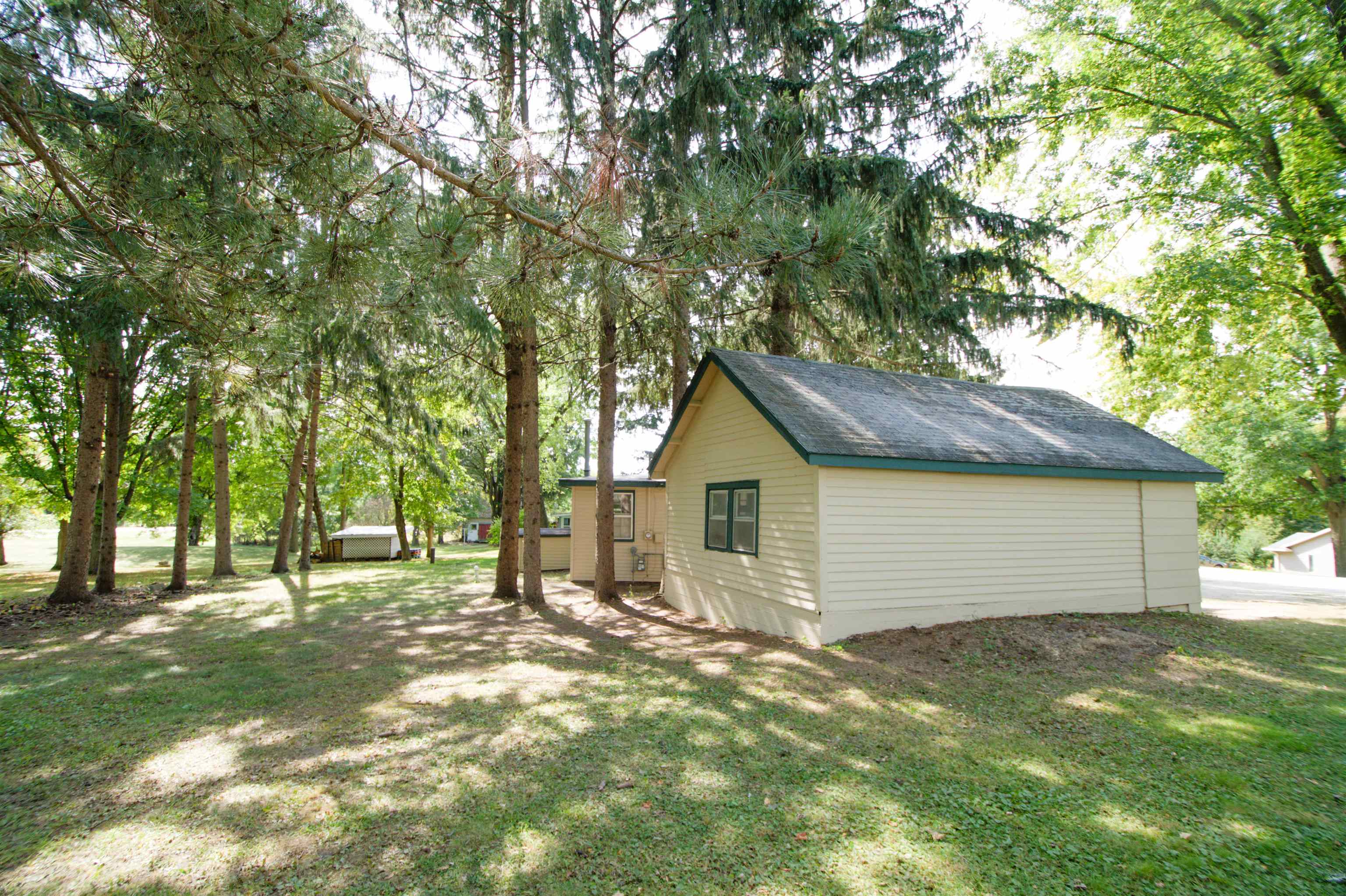 N5164 Forest Glen Beach Road Ripon, WI 54971 - Photo 23 of 24