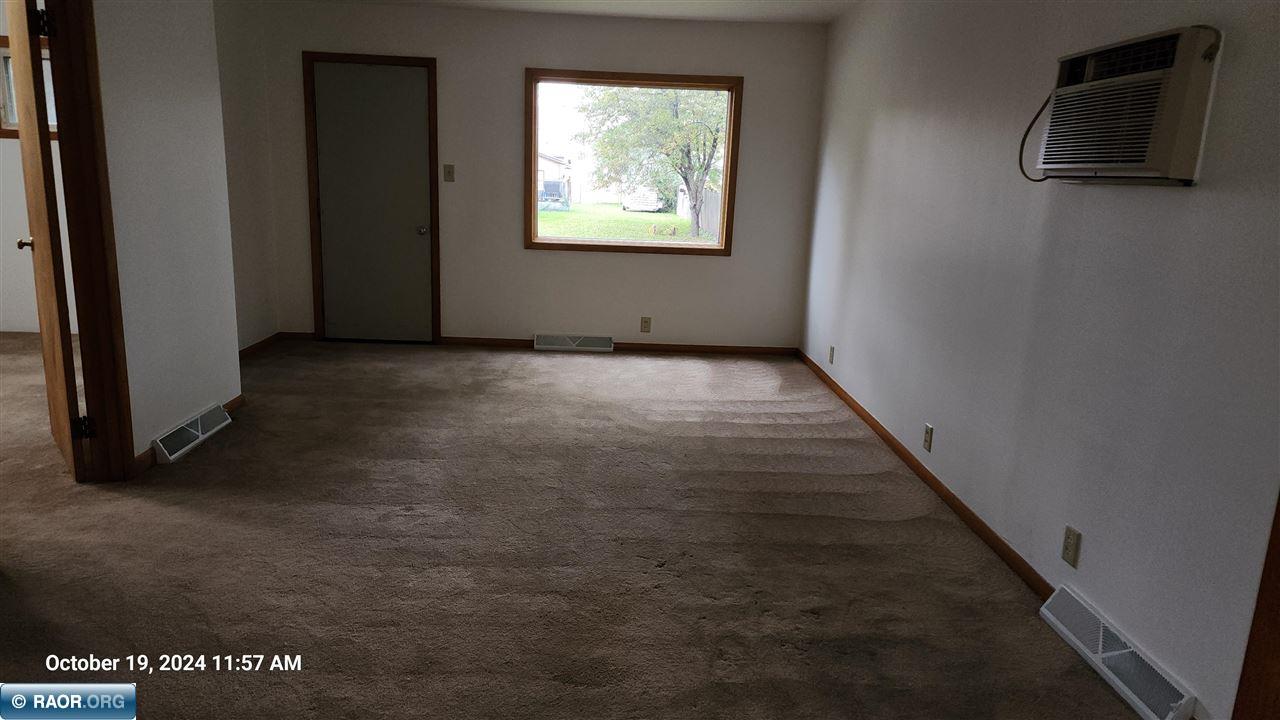 421 9th Street International Falls, MN 56649 - Photo 7 of 25