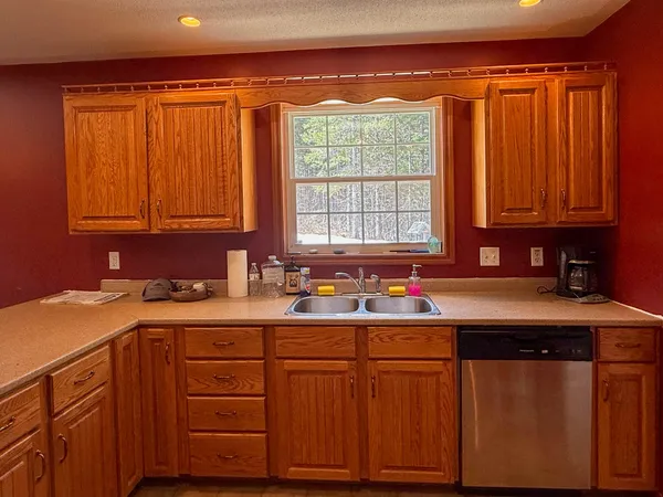 $323,900 | 17 Mountain Road, Oxbow, ME 04764