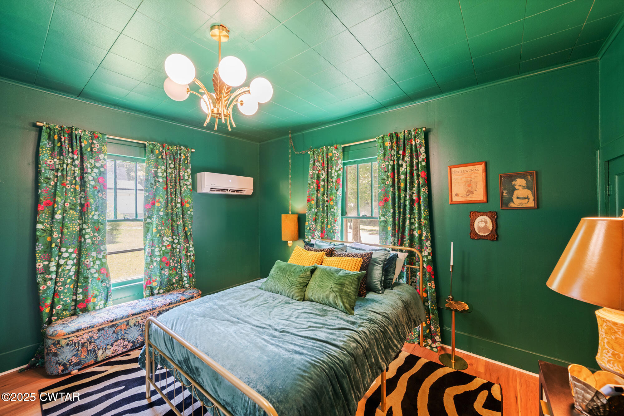 13185 Paris Street Huntingdon, TN 38344 - Photo 11 of 14 a bed room with furniture and a window