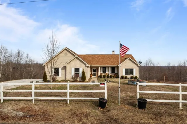 $549,900 | 2440 Richland Harbor Road, Waverly, TN 37185
