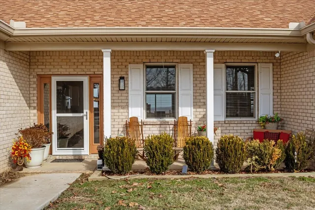 $549,900 | 2440 Richland Harbor Road, Waverly, TN 37185