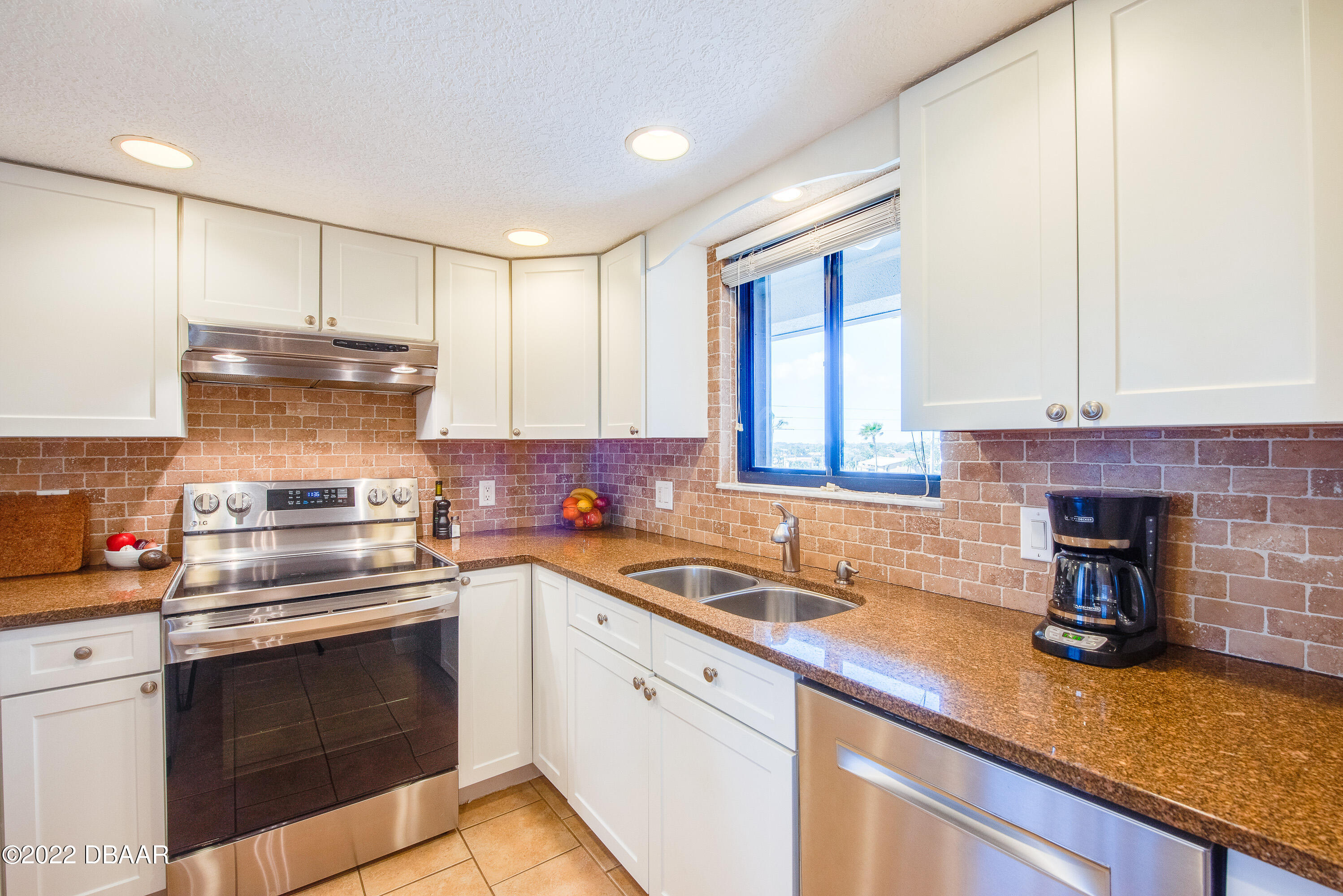 935 Ocean Shore Boulevard, Unit 4050 Ormond Beach, FL 32176 - Photo 8 of 53 935 Ocean Shore Blvd. #405-5