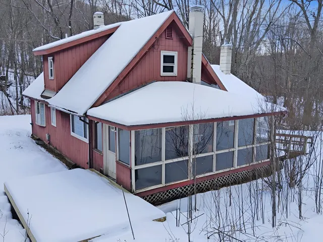 $249,900 | 409 Jim Towne Road, Danby, VT 05739