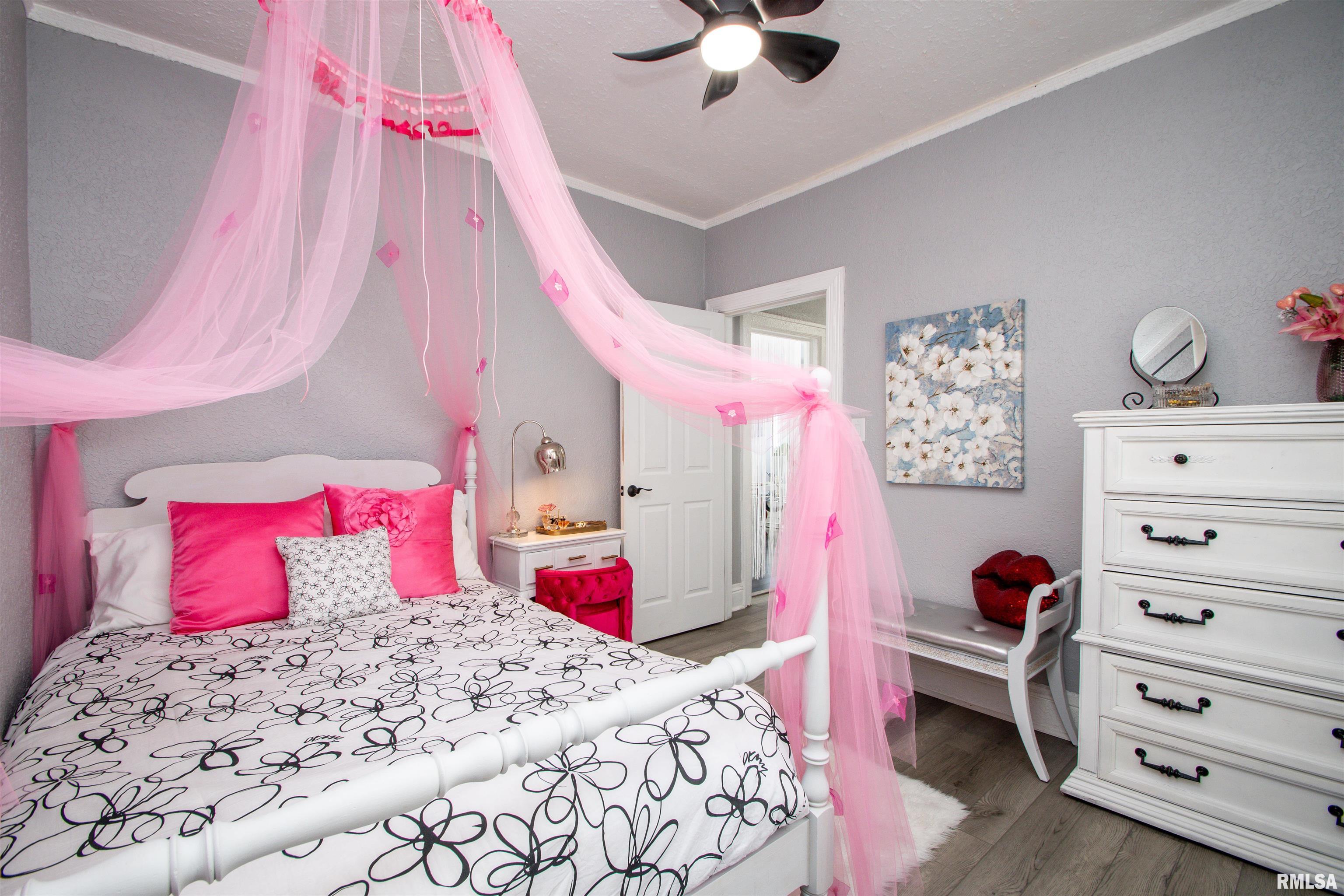 1942 North Sheridan Road Peoria, IL 61604 - Photo 18 of 44