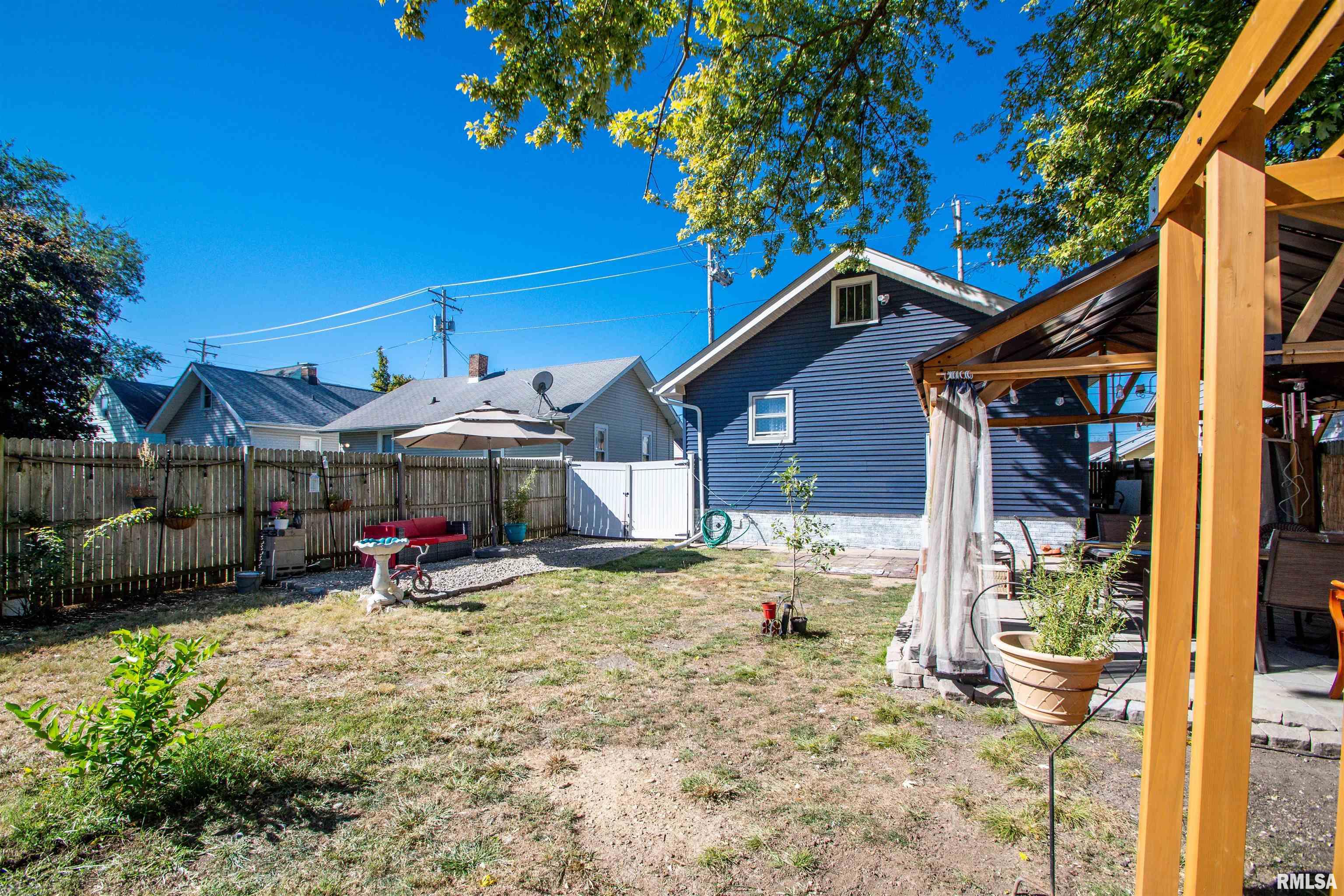 1942 North Sheridan Road Peoria, IL 61604 - Photo 23 of 44