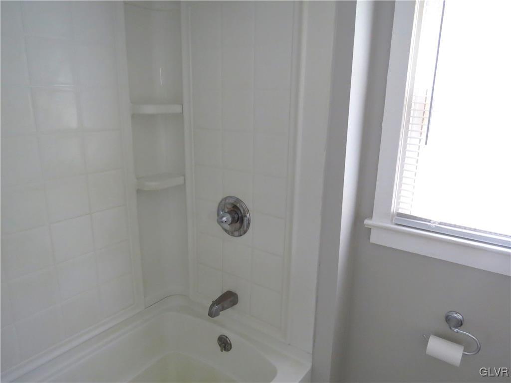 321 West Raspberry Street Bethlehem, PA 18018 - Photo 15 of 18 Gallery Image 15