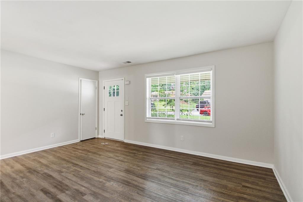 2343 Deer Pass Way Decatur, GA 30035 - Photo 11 of 30
