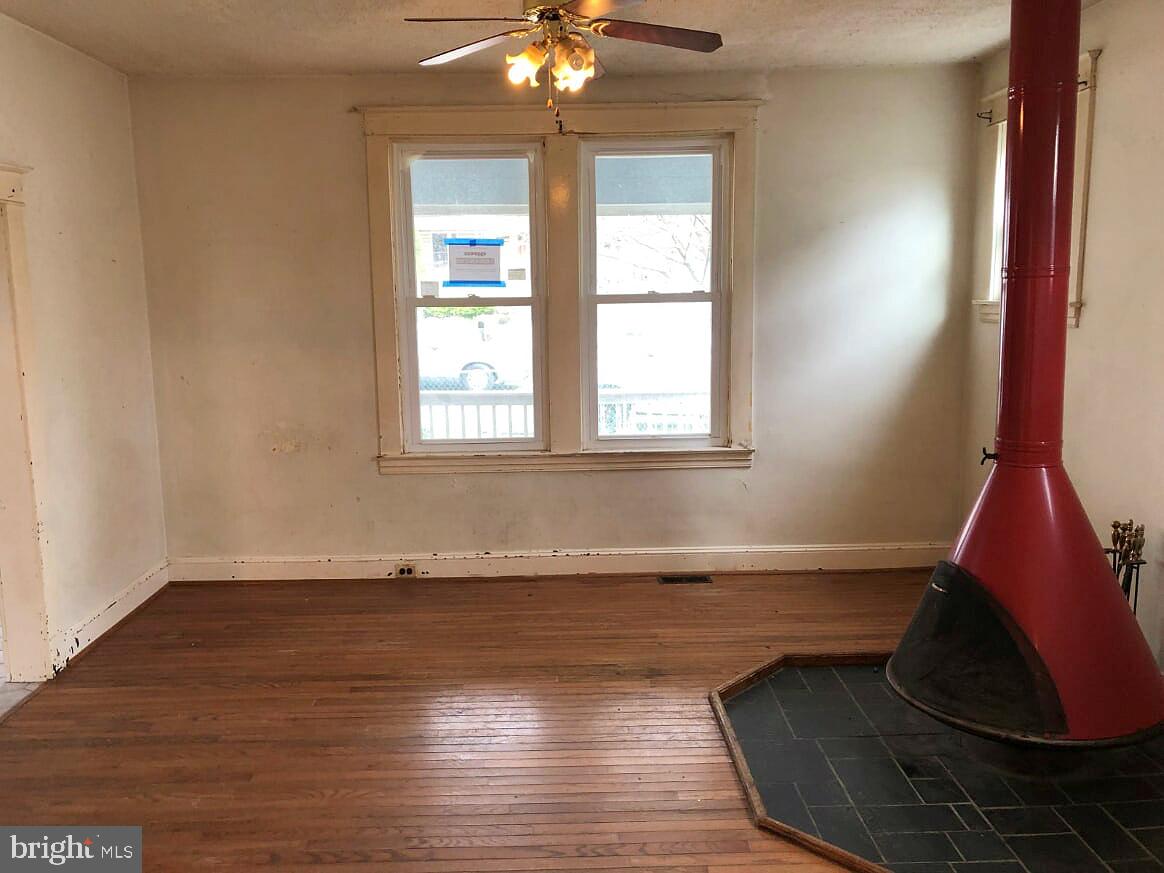 2109 Sunbriar Road Gwynn Oak, MD 21207 - Photo 8 of 20 Interior