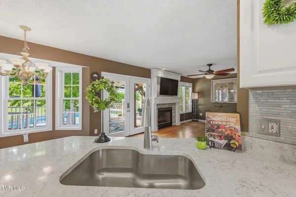 $599,999 | 1188 White Top Road, Bluff City, TN 37618