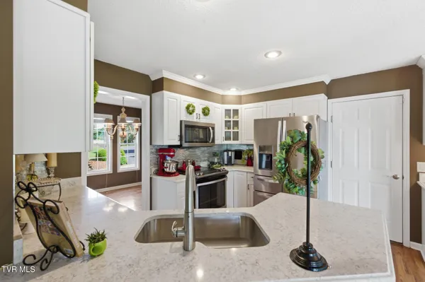 $599,999 | 1188 White Top Road, Bluff City, TN 37618