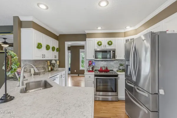 $599,999 | 1188 White Top Road, Bluff City, TN 37618