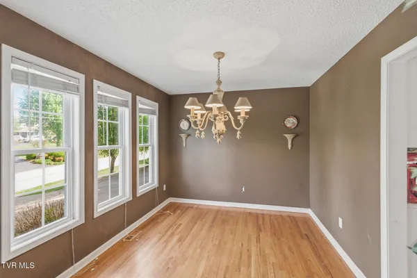 $599,999 | 1188 White Top Road, Bluff City, TN 37618
