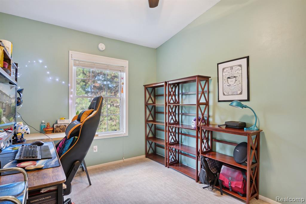 22040 Edgewater Novi, MI 48375 - Photo 27 of 44