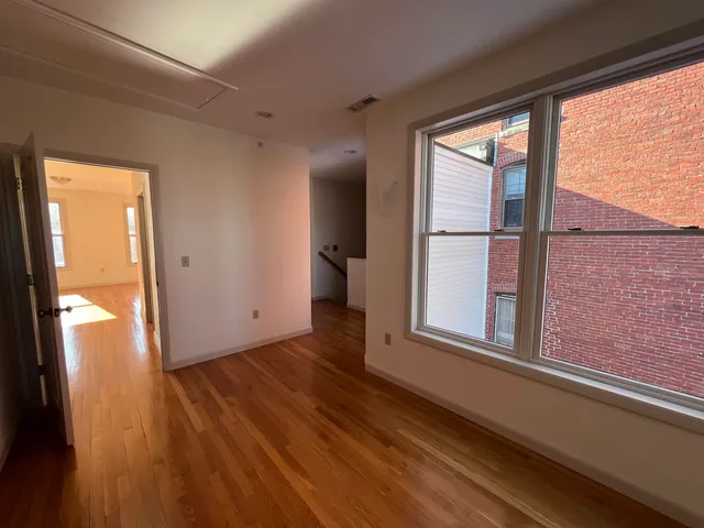 $3,950 | 153 Water Street, Exeter, NH 03833